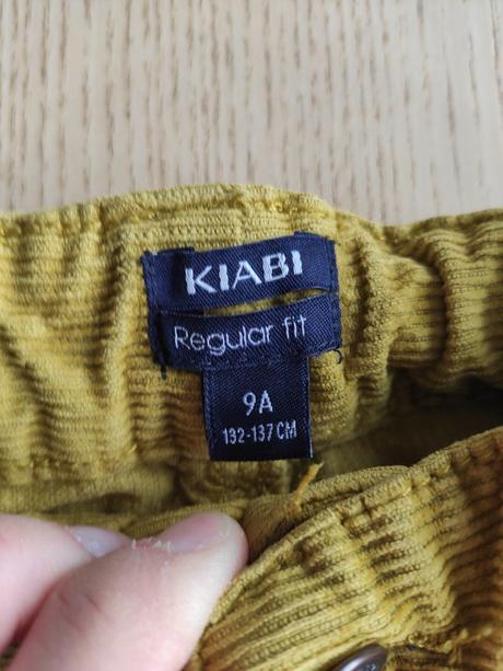Kordové nohavice kiabi 134/140, 134
