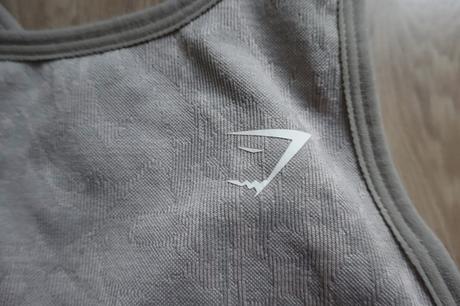 Športový top gymshark, s