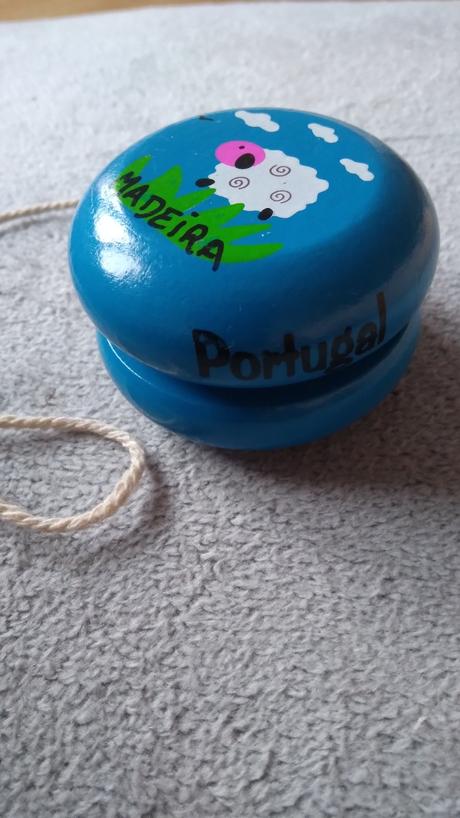 Drevené jojo hračka madeira portugal ako nové, 