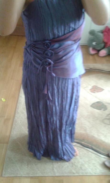 Spoločenské šaty, l