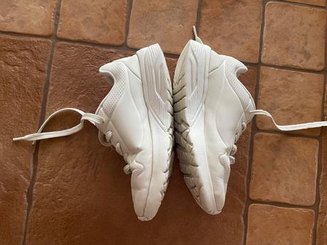 Sketchers tenisky, 35