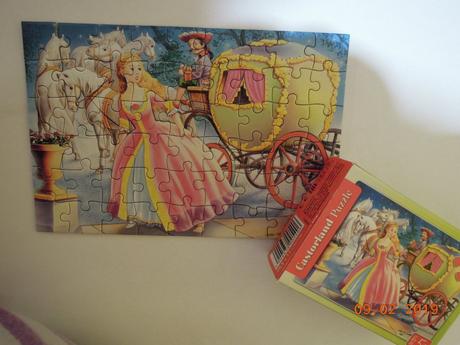 Puzzle popoluška (54 dielikov), 