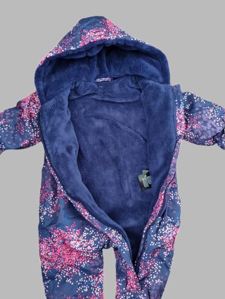 Overal do snehu, lupilu,68