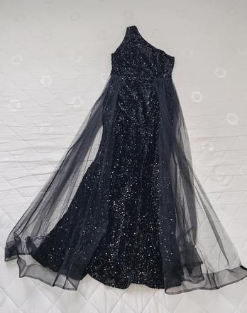 Krásne plesové šaty + opasok_nenosené, m