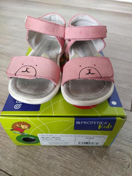 Sandálky, protetika,26
