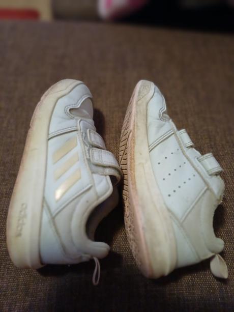 Adidas č 29 - darujem k nakupu, adidas,29