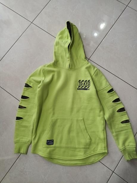 Mikina, chapter young,146