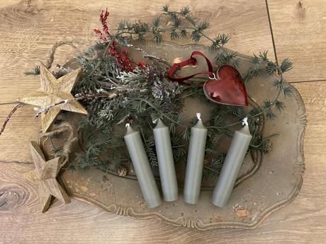 Sviečky svetlo zelené - 4 ks ( sada ),