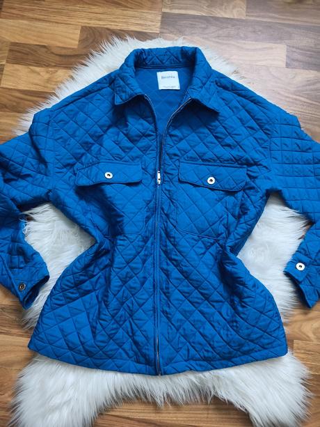 Dámska prechodná bunda bershka, bershka,m