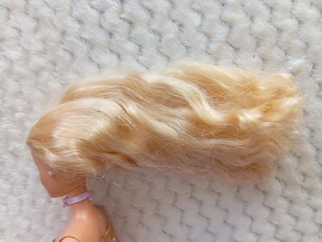 Barbie annika kouzlo pegasu, 