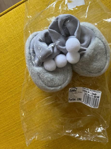 Prvé papučky pre bábätko, <17