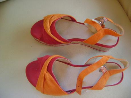Oranžovo-červené sandálky,36, graceland,36