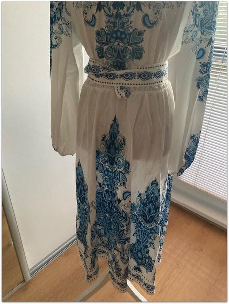 Vzorované midi šaty s opaskom, l