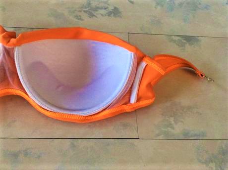 Neónkový vršok k plavkám, m