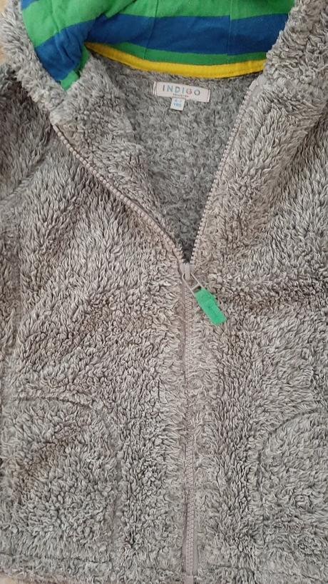 Zateplena mikina, 122