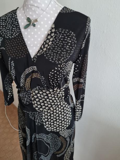 Čierno-hnedé elastické šaty wallis veľ. 40, wallis,40