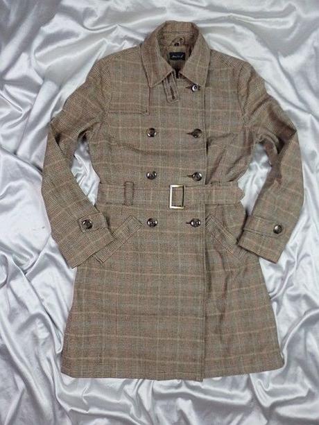 Kvalitný jesenný kabát, 38