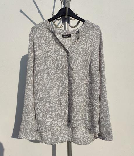 Elegantná dámska vzorovaná blúzka s dlhým rukávom, l