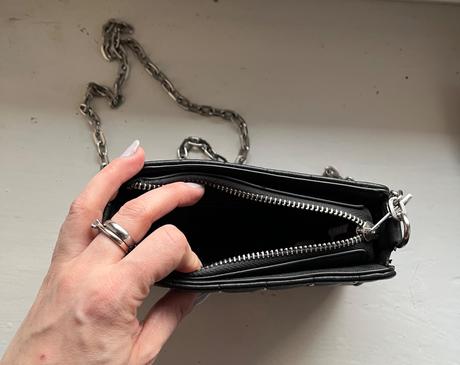 Malá kabelka, bershka