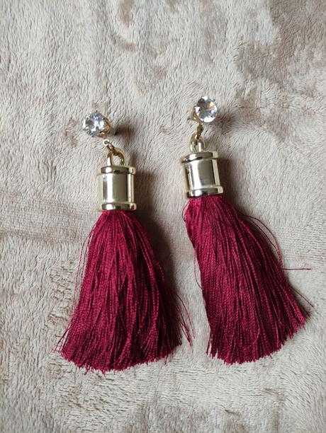 Bordové strapcové náušnice,