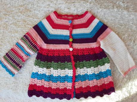 Handmade nádherný svetrík 92, 92