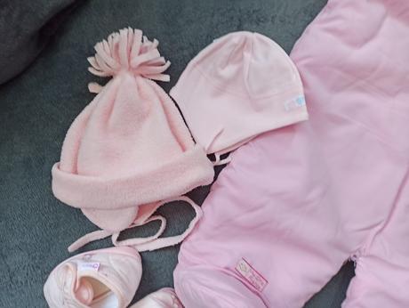 Kombinéza s doplnkami, 68