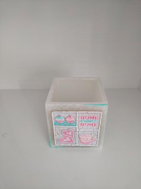 Sviečka kocka 11x11x11 xm, 