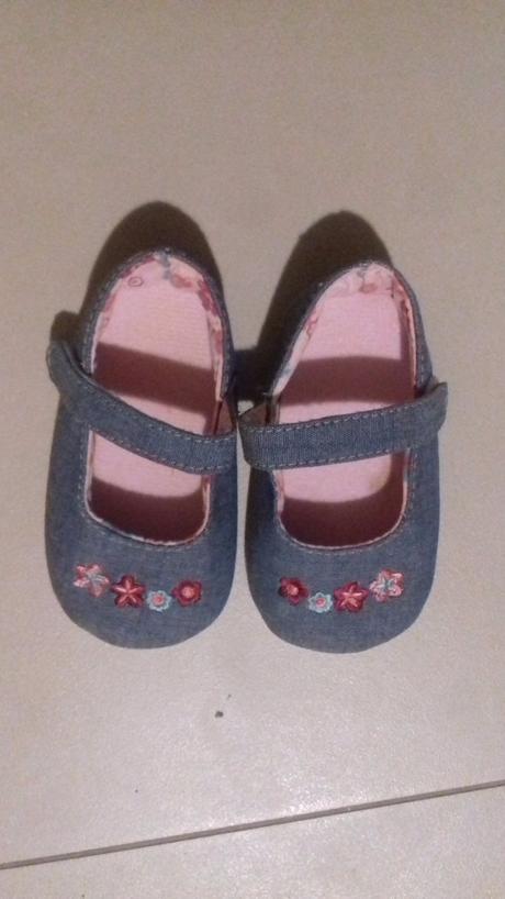 Dievcenske capacky sandalky, 19