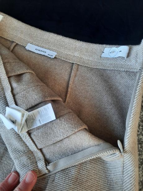 Sukňa, reserved,158