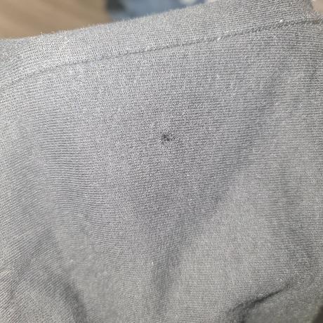 Čierne teplaky, 146