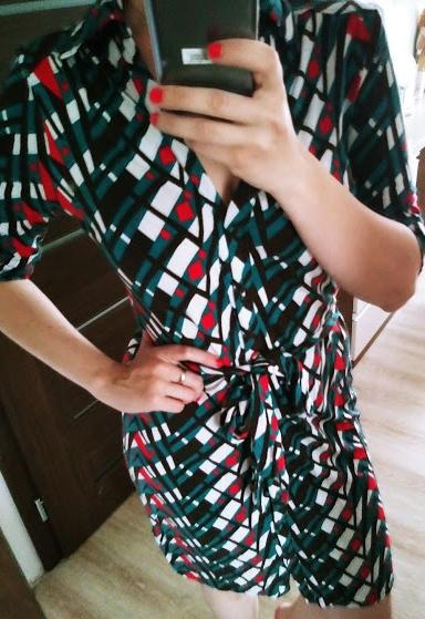 Pestrofarebne saty, f&f