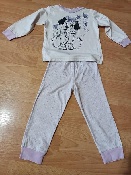 Dievčenske pyžamko, 
