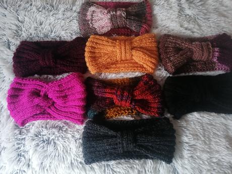 Strikovane celenky,ciapky,nakrcnik, 