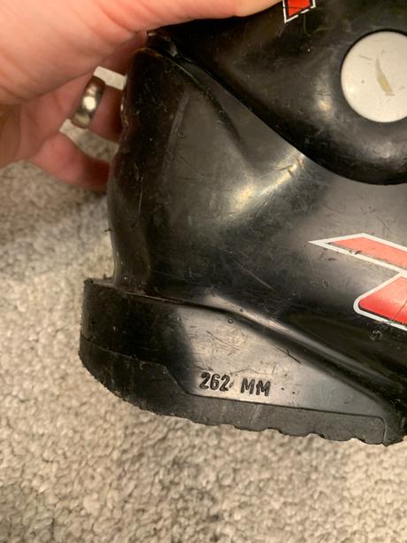 Lyžiarky, dalbello,33