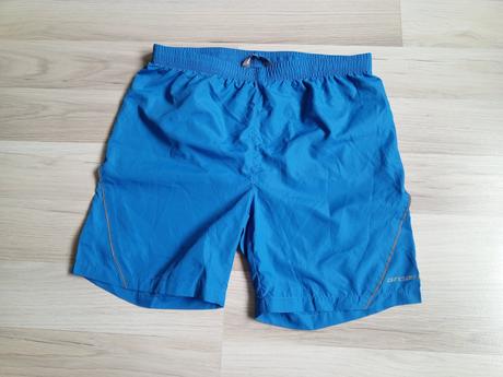 Športové kraťasy, 164