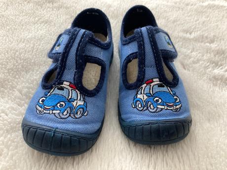 Papučky na suchý zips v.25, 25