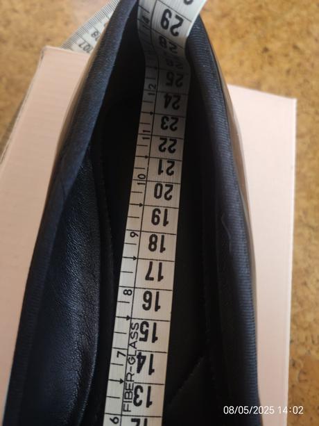 Balerinky, graceland,38