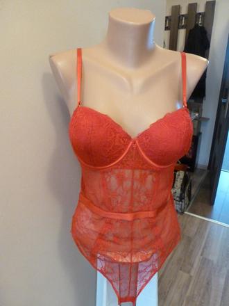 Body, secret possessions,m