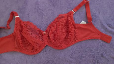 Červená podprsenka veľ. 75ff, 75f