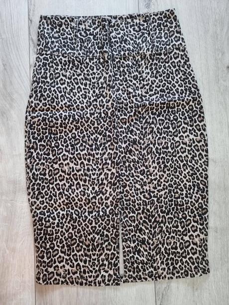 Leopardia midi sukňa č.10/38, 38