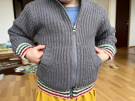 Zateplený sveter namiesto bundy, 98