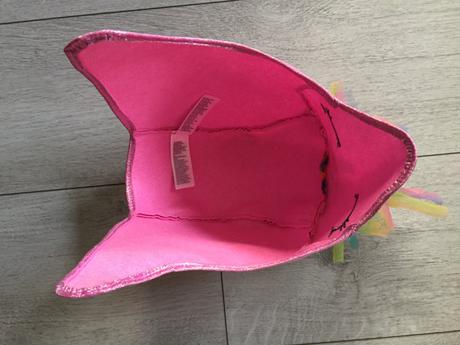 Dievcenska ciapka jednorozec, 