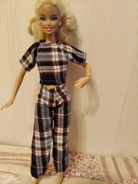 Oblečenie pre barbie,