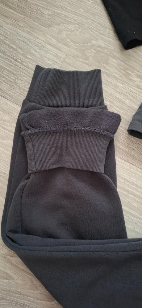 Tepláky a tričko 4f, 158