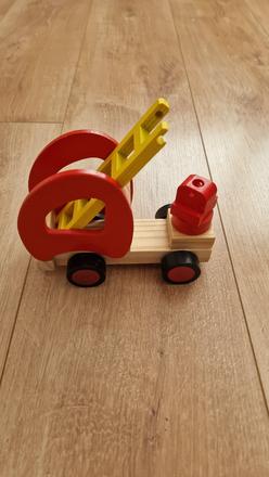 Drevené autíčko, 