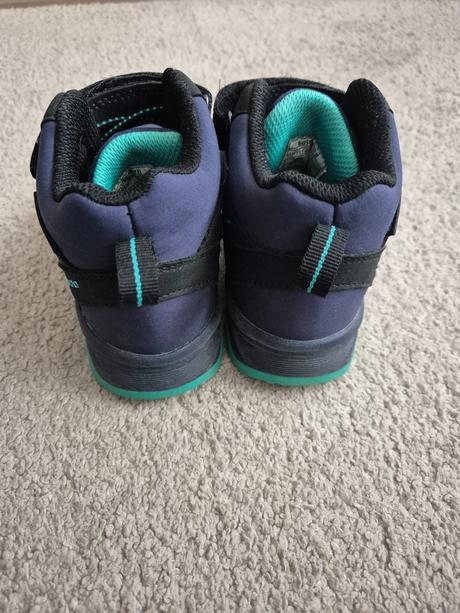 Prechodne nepremokave topanky top stav, 29