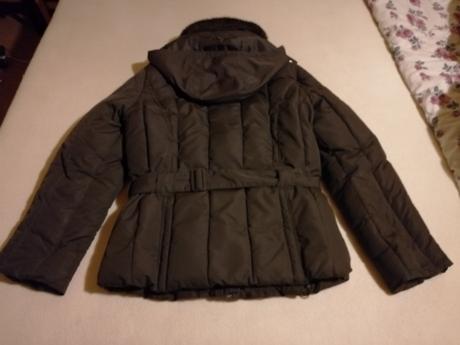 Hnedá vetrovka z lidla s poštou, m