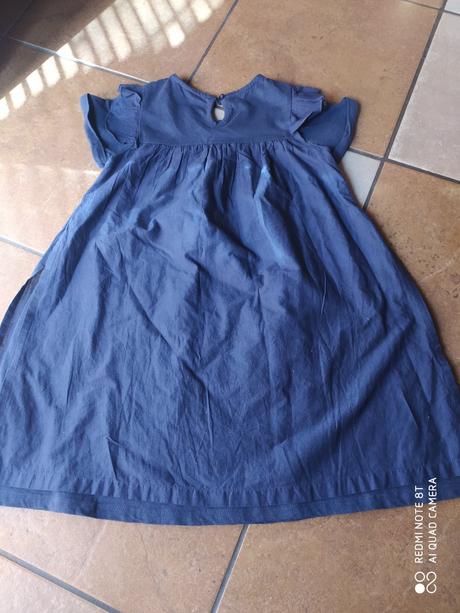 Šatky s cipkou, 122