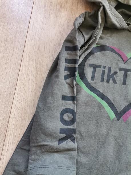 Teplakove šaty, 116