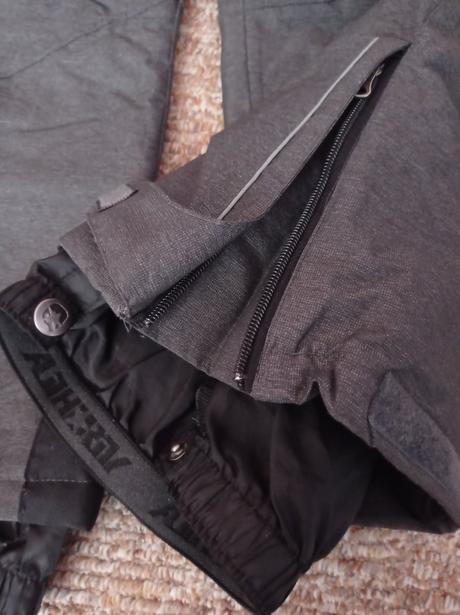 Otepľovačky 152/158, authority,152